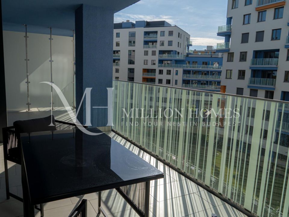 Modern és világos lakás tágas terasszal a Duna part közelében