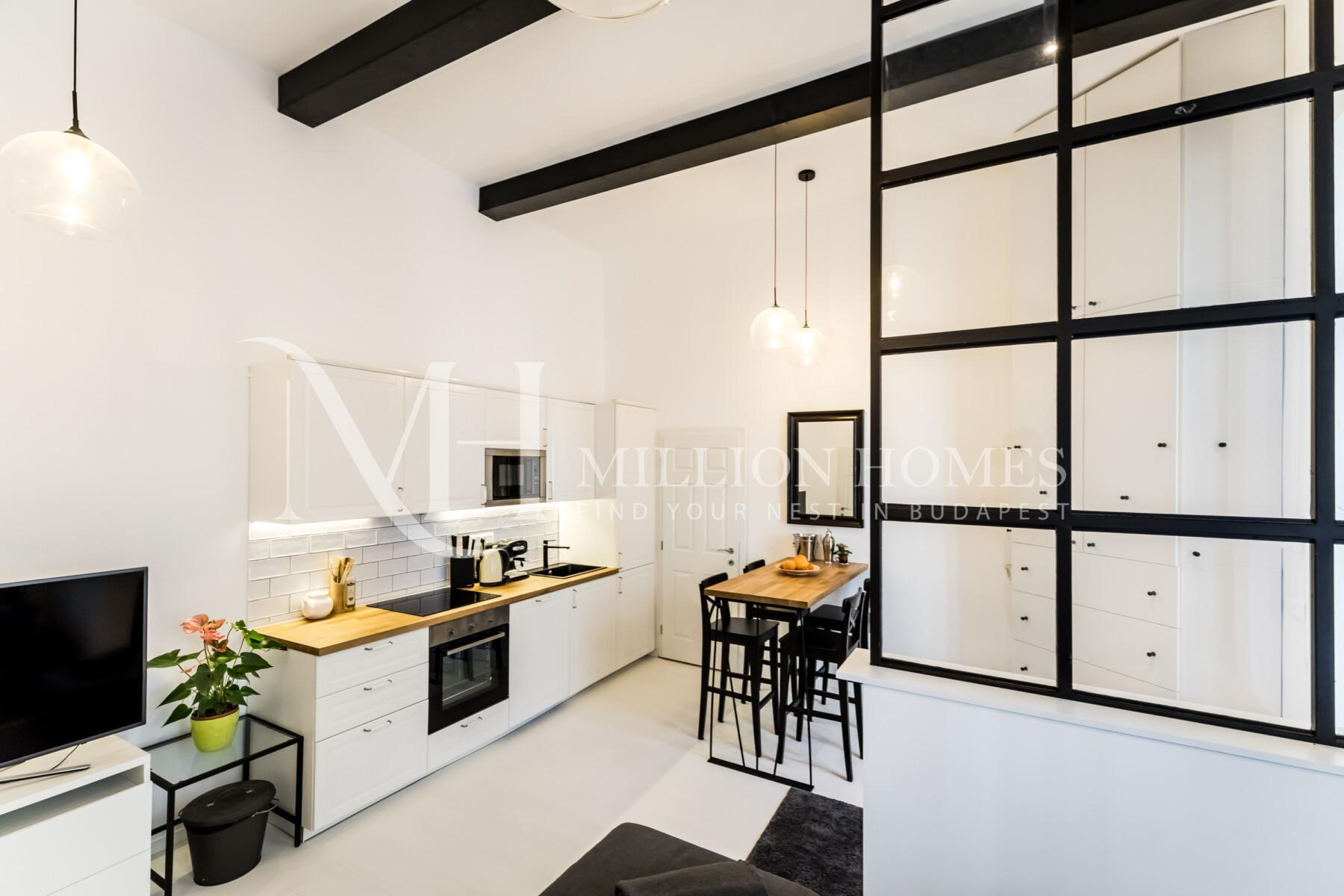Eladó felújított, modern, 45 m²-es lakás az Országház közelében
